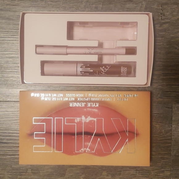 Kylie lovestruck set